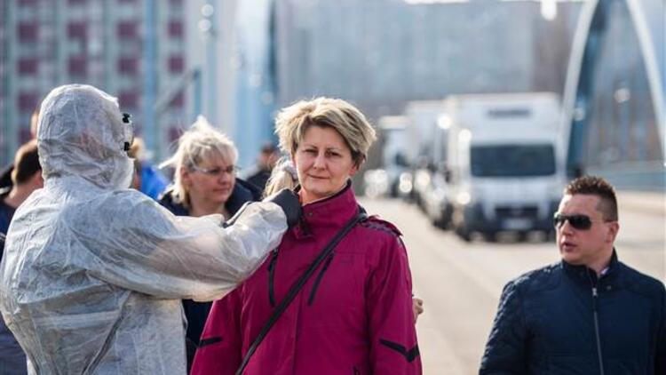 Klöckner, Afrika domuz vebasının insanlar için bir tehlike oluşturmadığın ancak domuzlar için tedavisi olmayan ölümcül bir bulaşıcı hastalık olduğunu kaydetti.