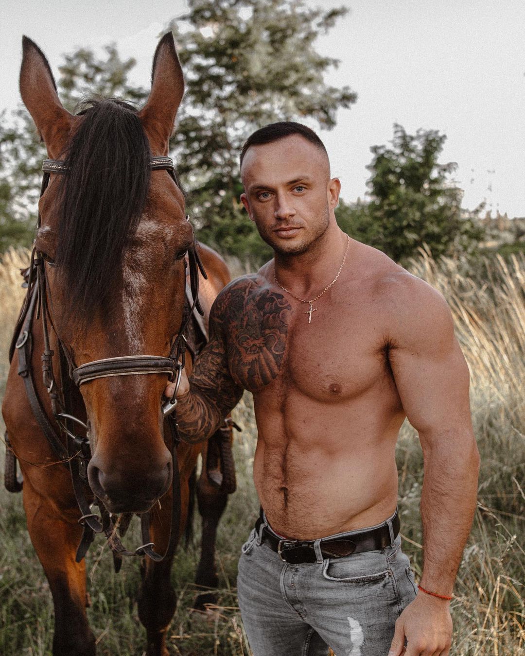 Sosyal medya hesabında hali hazırda 1 milyondan fazla takipçisi olan Dima Stuzhuk yaşamını yitirdi.