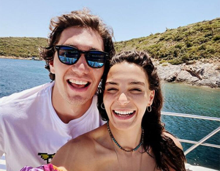 Çift bu yaz tatilini beraber geçirerek aşklarını tescillemişti.