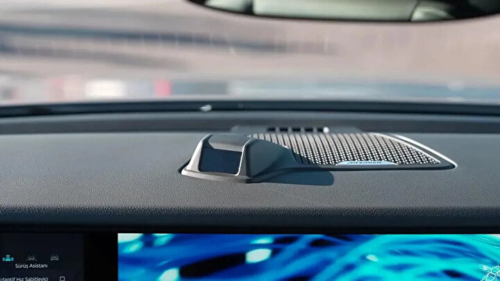 Bu özellik, 2023 yılı içerisinde uzaktan güncellemeler (OTA:over-the-air) ile V2 donanım seviyesi ve lansman özel paketine sahip olan akıllı cihazlarda aktif hale gelecek.