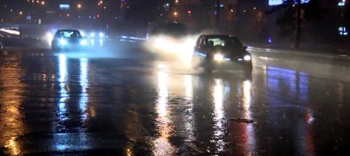 Ankara yağmur suyu altında