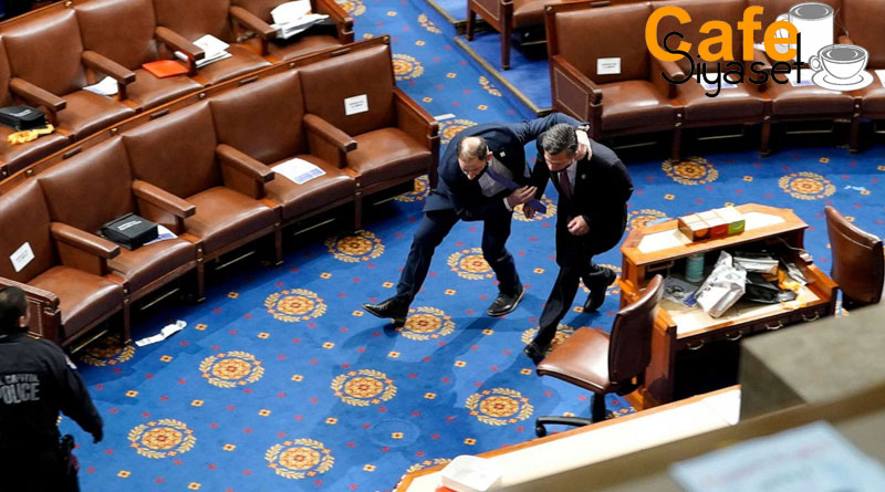 Kongre binası basıldı