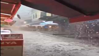 İstanbul'da feci dolu yağışı böyle görüntülendi