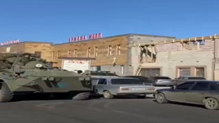 Rusya ordusundan 15. motorize tugayı Hankendi'ye giriyor