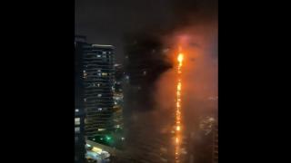 Kadıköy'de 24 katlı binada yangın çıktı!