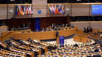 Avrupa Komisyonu'ndan Türkiye'ye 1 milyar euro destek