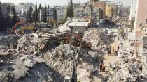 Zümrüt Apartmanı depremde 100 kişiye mezar olmuştu! Yıkımın sorumlusu CHP'li isim çıktı!