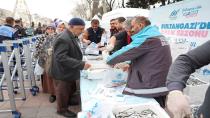 Sultangazi Belediyesi, balık dağıtımına Ramazan ayında da devam ediyor